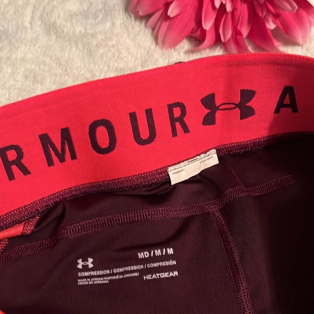 Under Armour Capris Size Medium - image 3